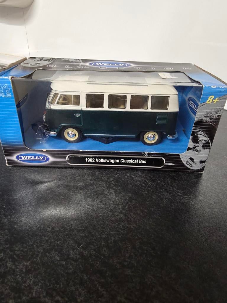 Volkswagen busje 1:24, Ophalen of Verzenden