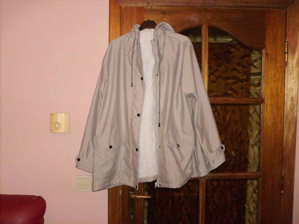 a vendre manteau hiver pour dame, Enlèvement ou Envoi, Neuf, Taille 42/44 (L), Autres couleurs