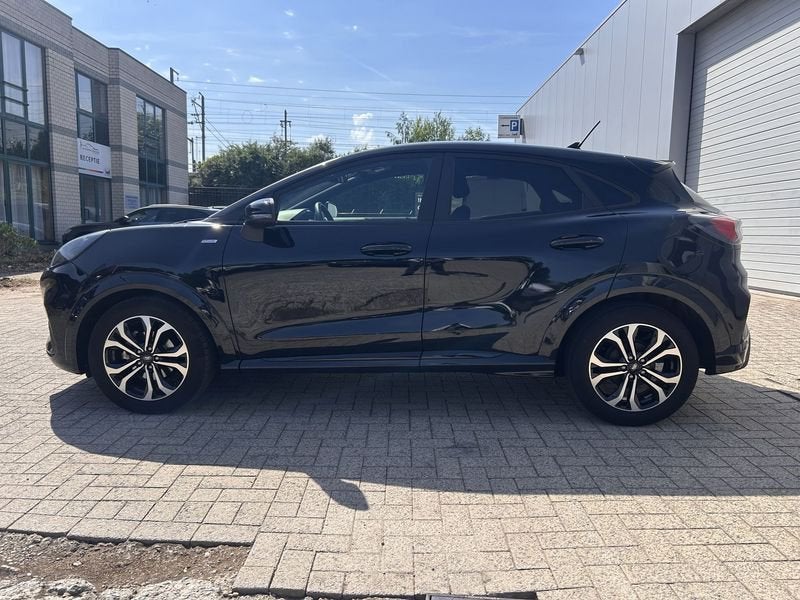 Ford Puma Ecoboost mHEV ST-Line Berry Edition, Auto's, Voorwielaandrijving, Stof, Zwart, https://public.car-pass.be/vhr/54bc6469-17b8-43ff-a520-3d2dfc790797