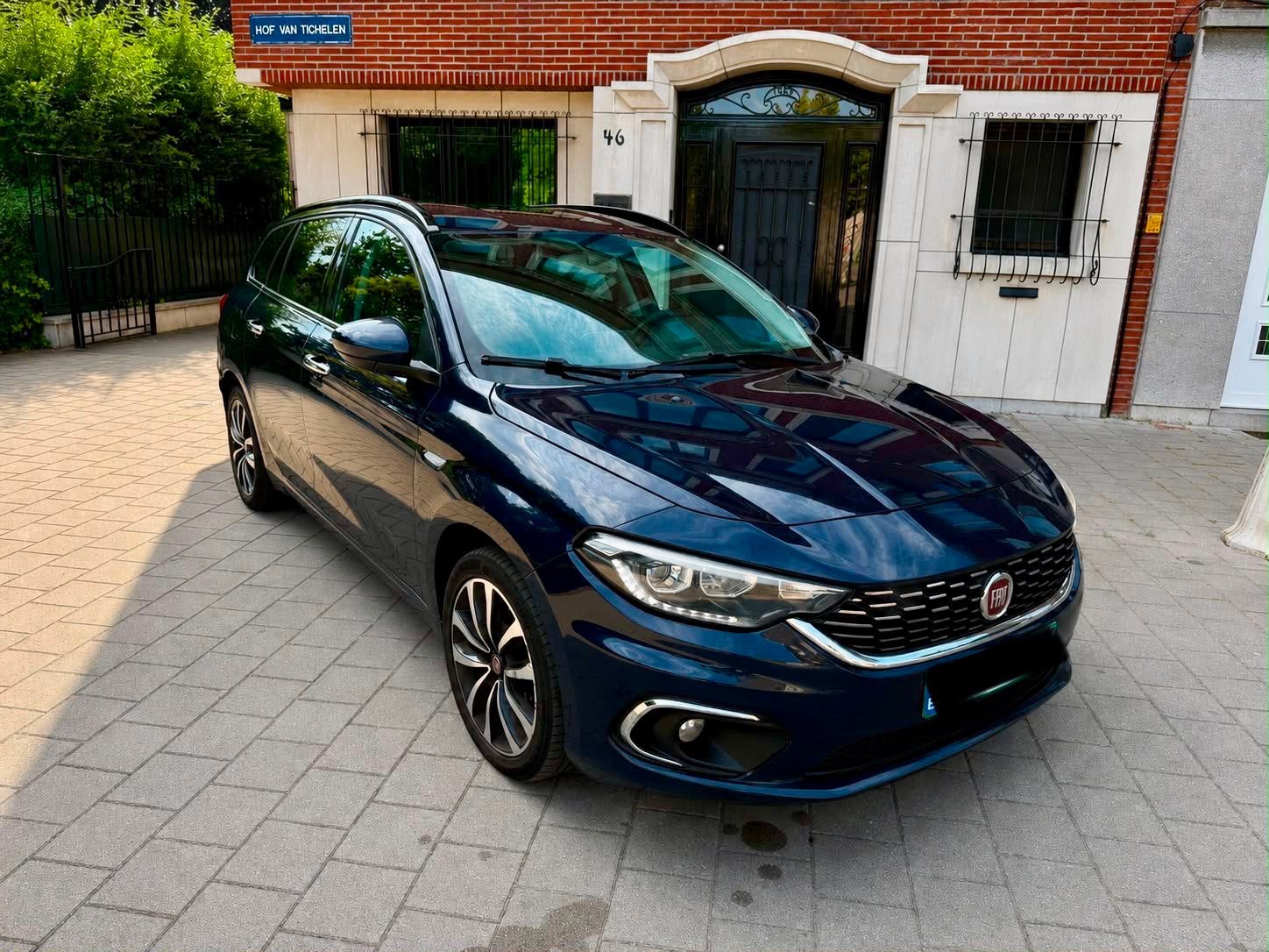 Tekoop fiat tipo, Auto's, Fiat, Voorwielaandrijving, Blauw, Parkeersensor, Leder