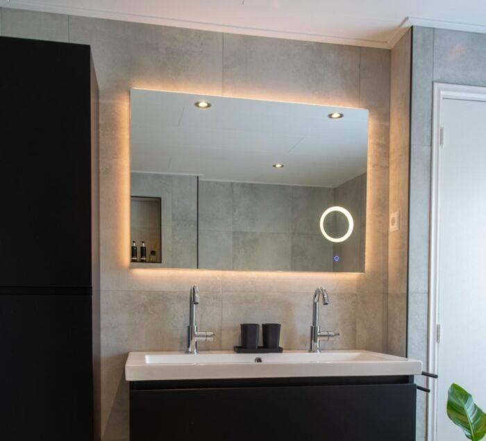Badkamerspiegel met LED verlichting + verwarming + Make-up, Huis en Inrichting, Ophalen, Nieuw, 75 tot 100 cm, Minder dan 100 cm