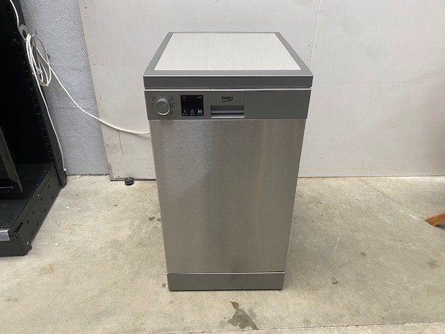 (80) Recente vaatwasser Beko smal model., Ophalen, Zo goed als nieuw