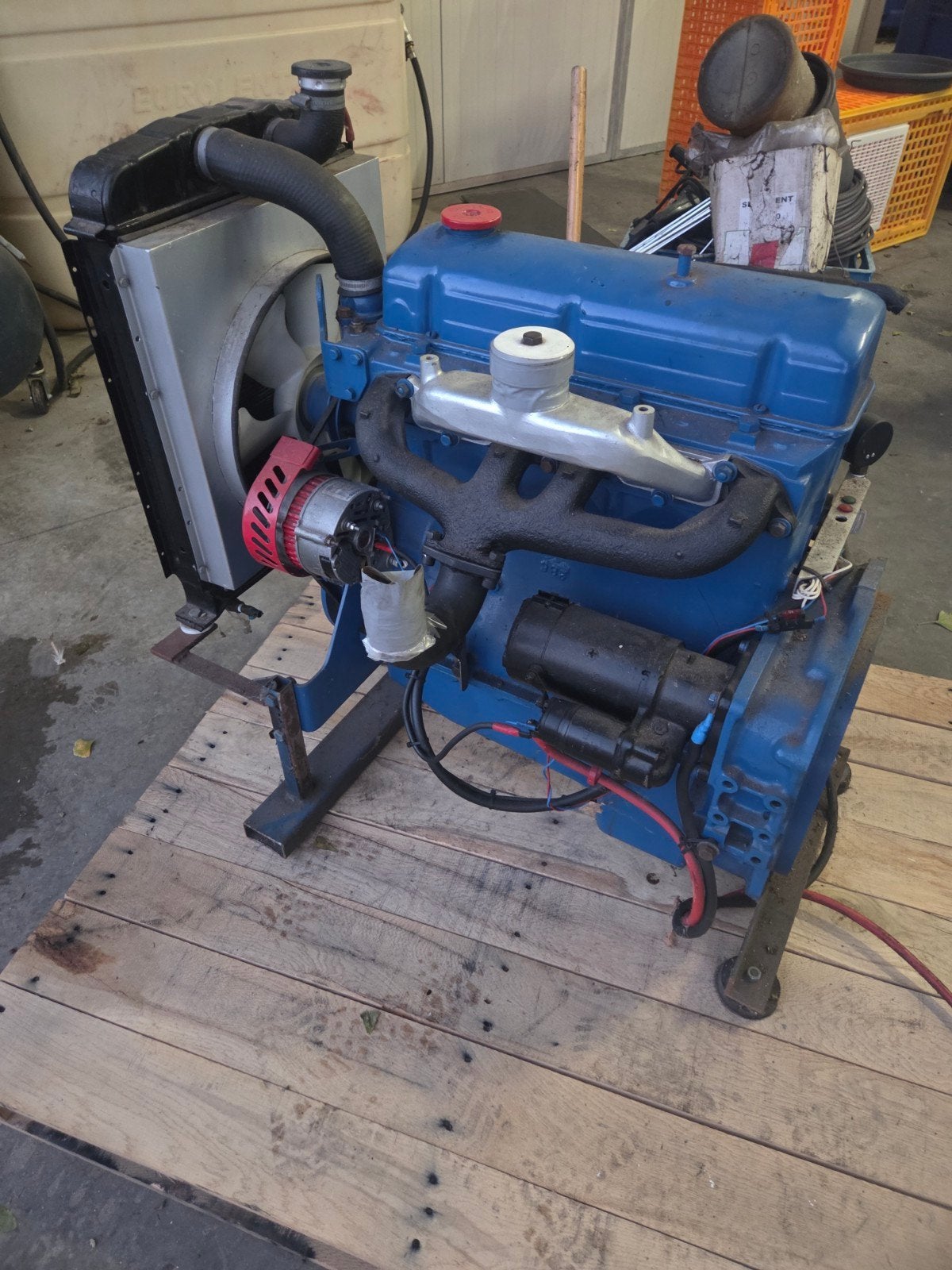 moteur principal Fordson, Articles professionnels, Enlèvement ou Envoi, Jusqu'à 2500, Jusqu'à 80 ch, Oldtimer/Ancêtre