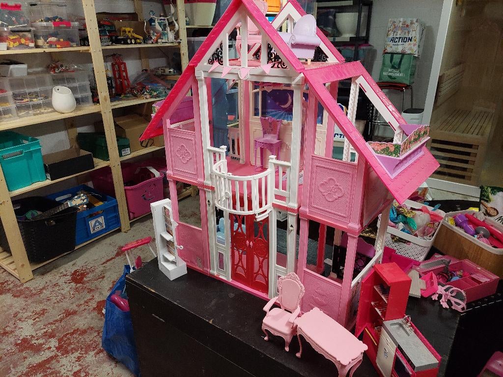 Barbie house (grote versie), Ophalen of Verzenden, Gebruikt, Poppenhuis