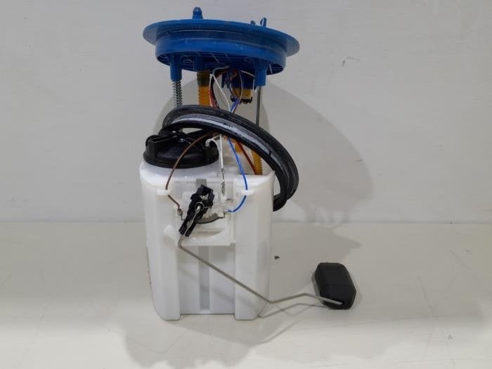 Pompe carburant électrique d'un Audi A1, Autos : Pièces & Accessoires, Systèmes à carburant, Audi, Utilisé, 3 mois de garantie