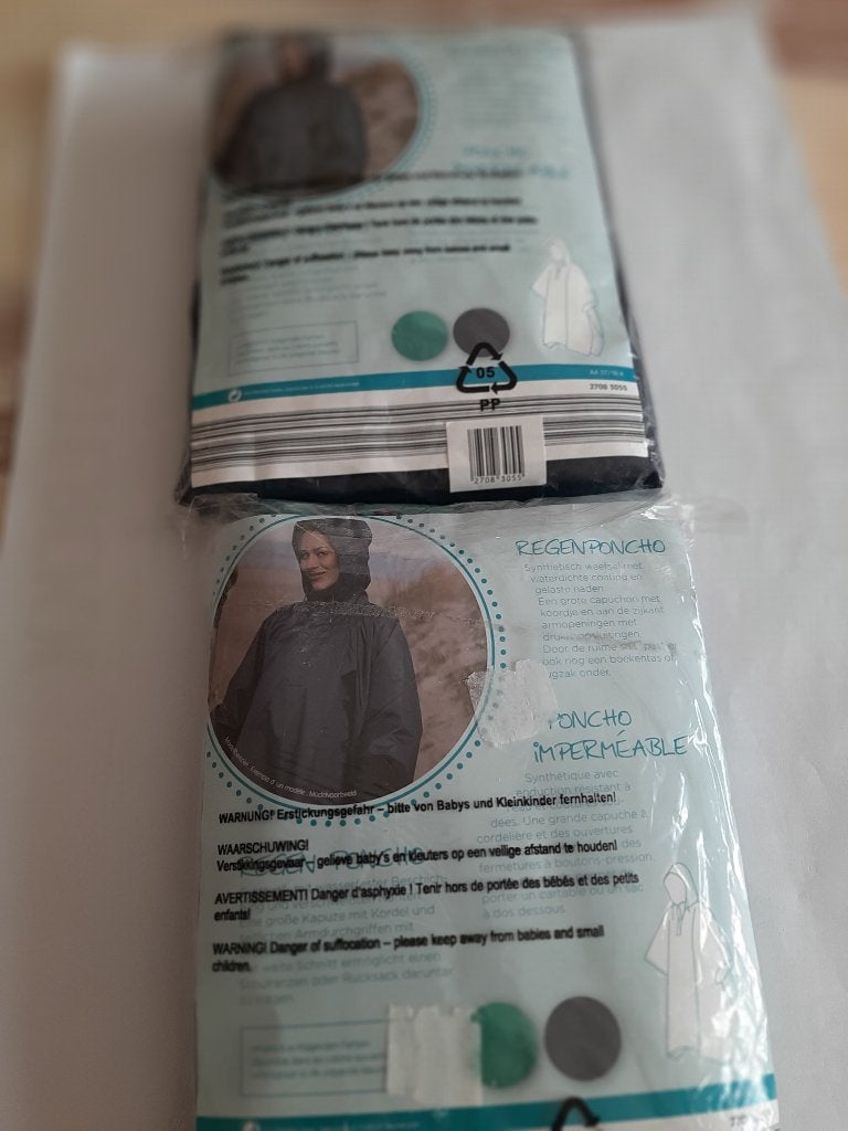 2 nouveaux ponchos, Enlèvement, Neuf, Poncho de pluie, Dames