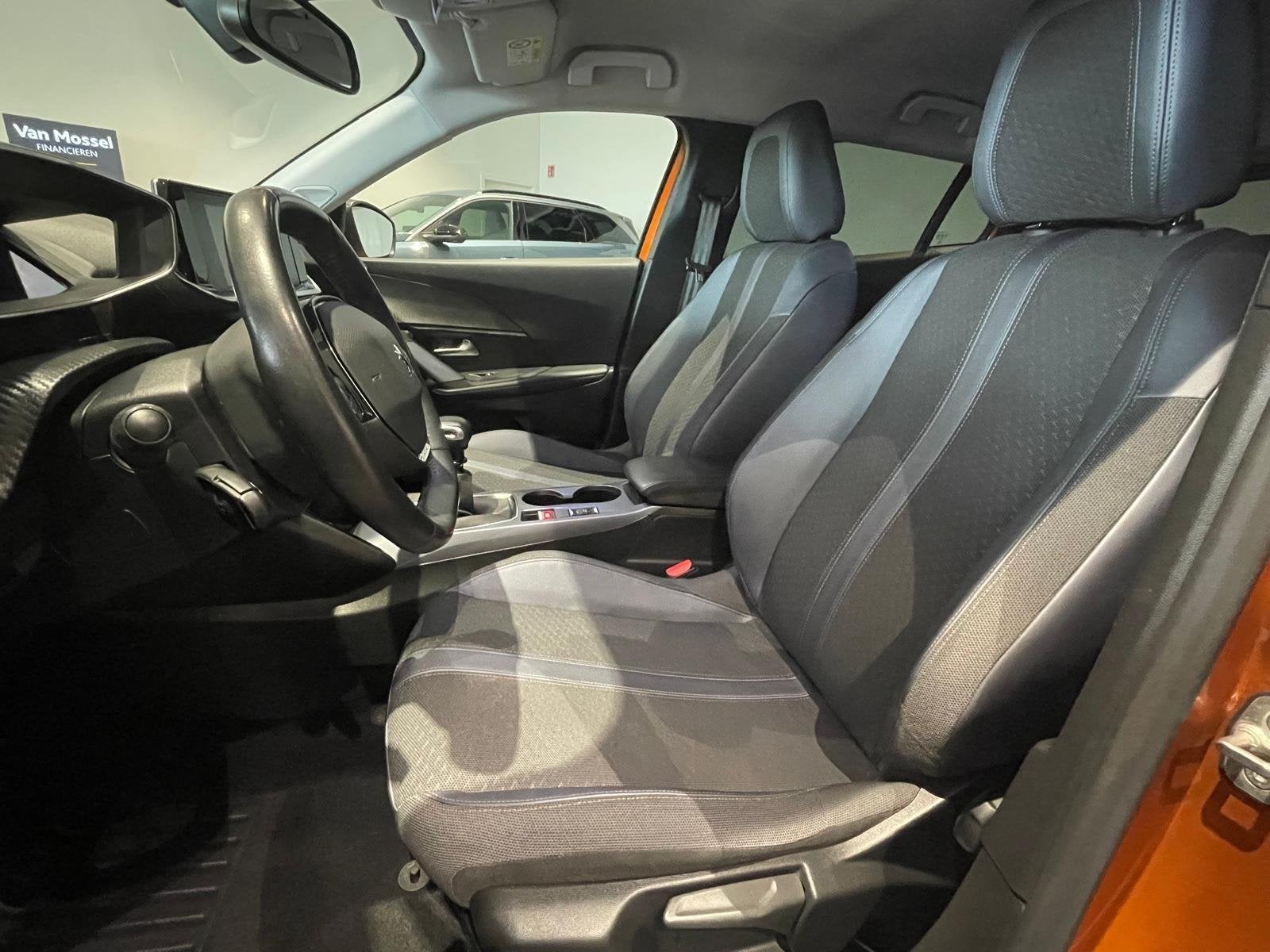 Peugeot 2008 1.2 Puretech 74kW S&S Allure, Auto's, Voorwielaandrijving, Stof, Gebruikt, Overige kleuren