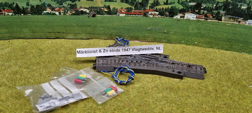 Marklin C 24630 wegwissels + 2 x 74491 Nieuwe type.€55, Hobby & Loisirs créatifs, Trains miniatures | HO, Neuf, Enlèvement ou Envoi