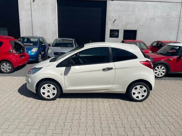 Ford Ka 1.2i Ambiente, Mooie staat, Keuring + Garantie, Voorwielaandrijving, Stof, 1242 cc, 4 cilinders