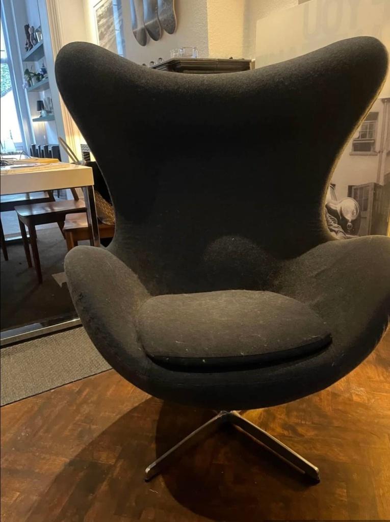 2 Fauteuils Egg Inspiration Arne Jacobsen — ÉTAT IMPECCABLE, Maison & Meubles, Fauteuils, Comme neuf, Métal, Tissus, 75 à 100 cm