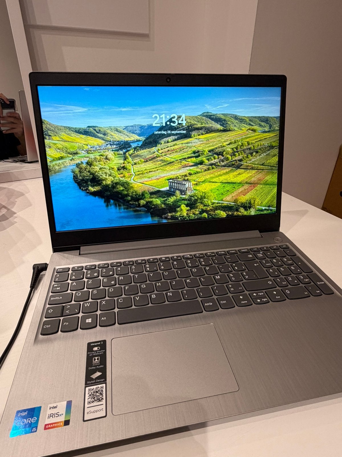 Lenovo IdeaPad 3 15,6” – Intel Core i5 – 8GB RAM – 256GB SSD, Enlèvement, Comme neuf, 8 GB, SSD