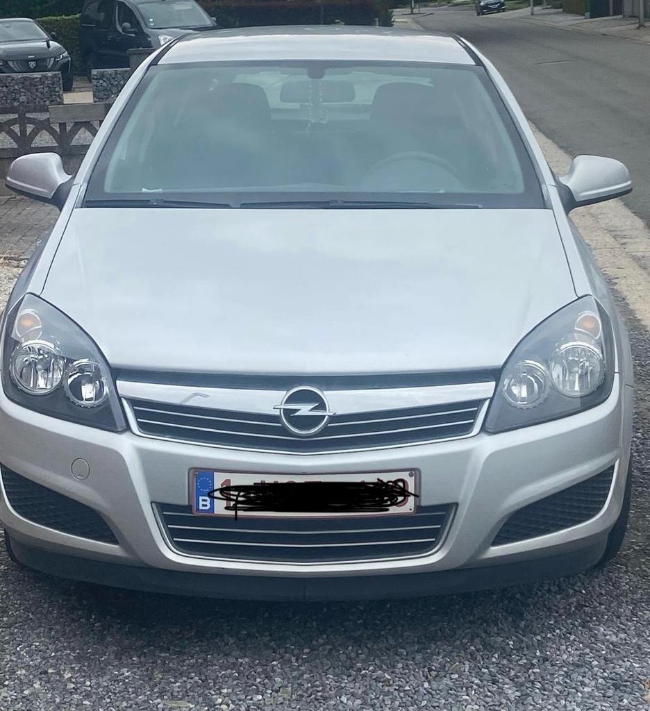 Opel Astra, Auto's, Euro 5, Stof, Zwart, 5 deurs