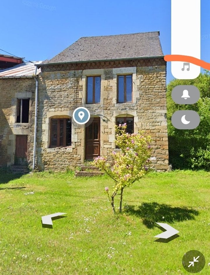 Frankrijk, charmant huis in Ardense steen, 220 m², Foulzy, Frankrijk, Woonhuis
