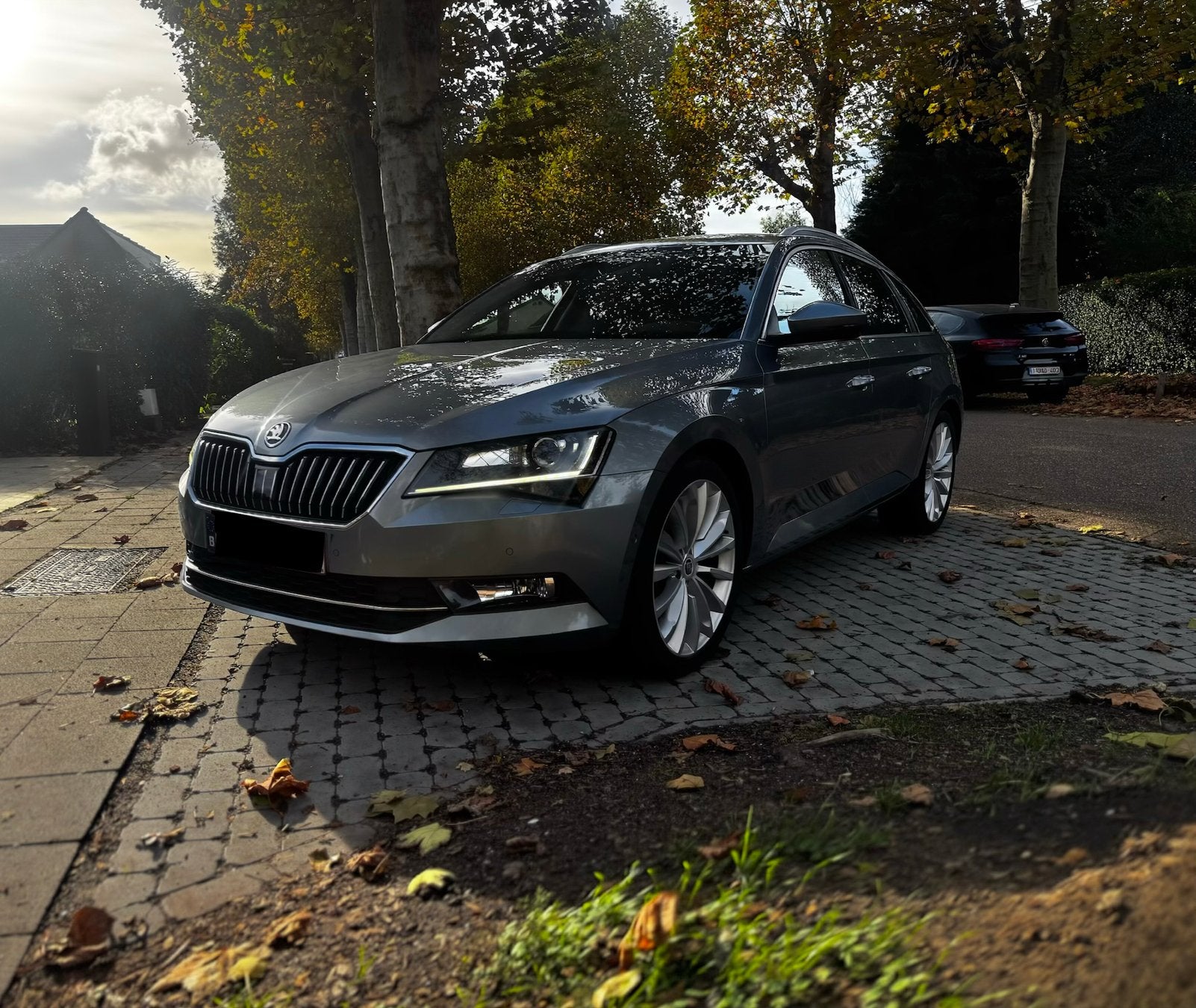 Skoda Superb 1.8 TSI 180 pk, Auto's, Leder, Break, 5 deurs, Particulier