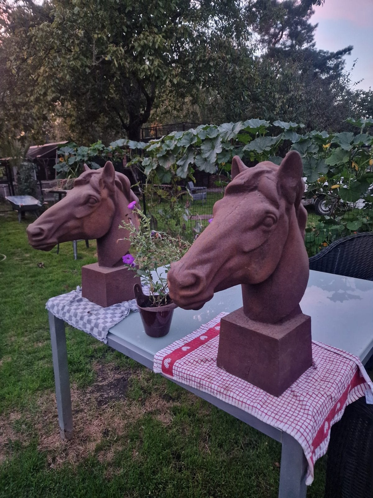 Ijzeren paardenhoofd, Tuin en Terras, Ophalen, Metaal, Dierenbeeld