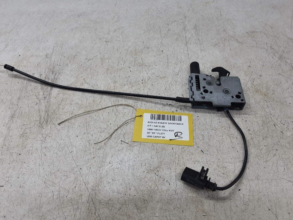 SERRURE CAPOT Audi A3 Sportback (8YA) (8Y0823509A), Autos : Pièces & Accessoires, Auto-Union-Straße  1,
85057  Ingolstadt, DE