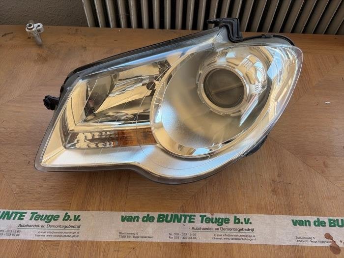 Phare gauche d'un Volkswagen Touran, Volkswagen, -, 3 mois de garantie, Utilisé
