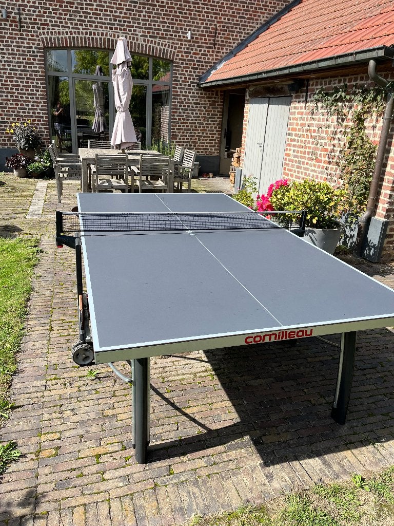 Table de ping-pong extérieure Cornilleau 300M, Enlèvement, Comme neuf, Table d'extérieur, Pliante