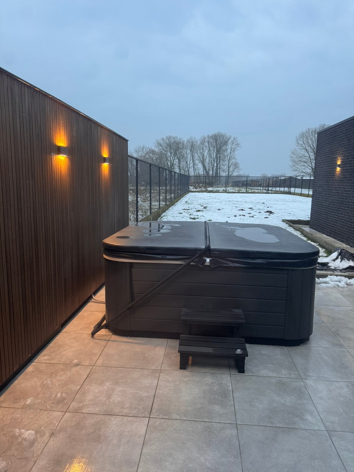 Jacuzzi 5 personen vortex, Ophalen, Zo goed als nieuw