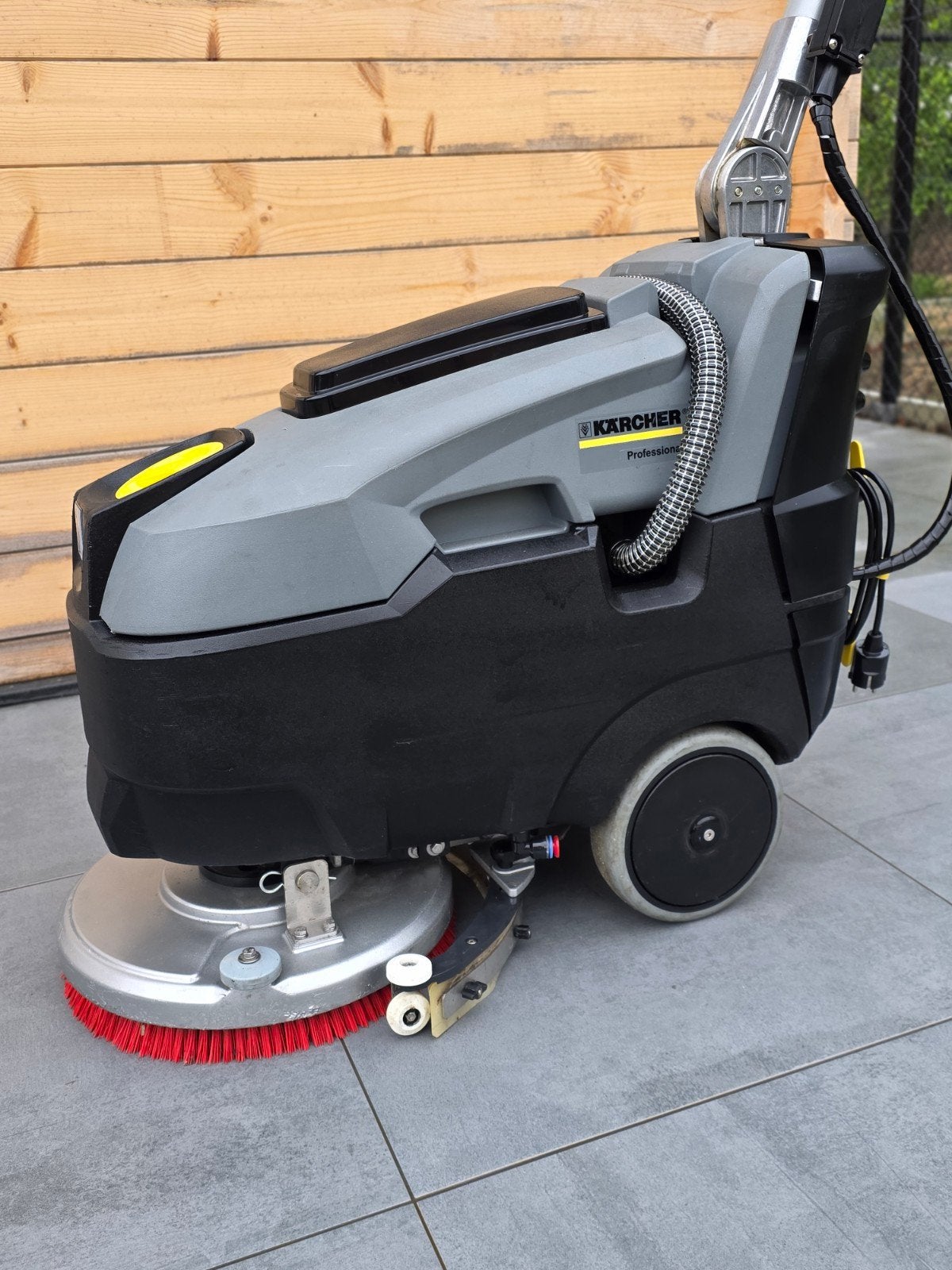 Karcher BD 40/12C Professional Schrobzuigmachine Nieuwe Accu, Bricolage & Construction, Matériel de nettoyage, Enlèvement ou Envoi