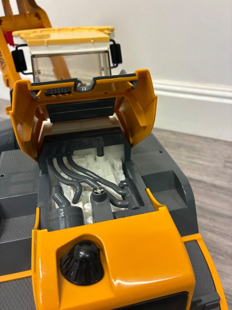 Bulldozer Liebherr, Ophalen, Zo goed als nieuw