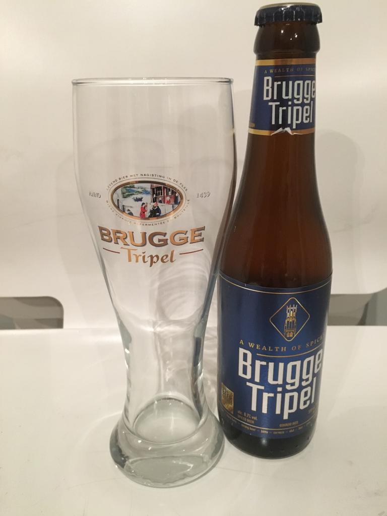 Brugge Tripel: 6 nieuwe bierglazen in doos, Ophalen, Nieuw, Glas of Glazen, Overige merken
