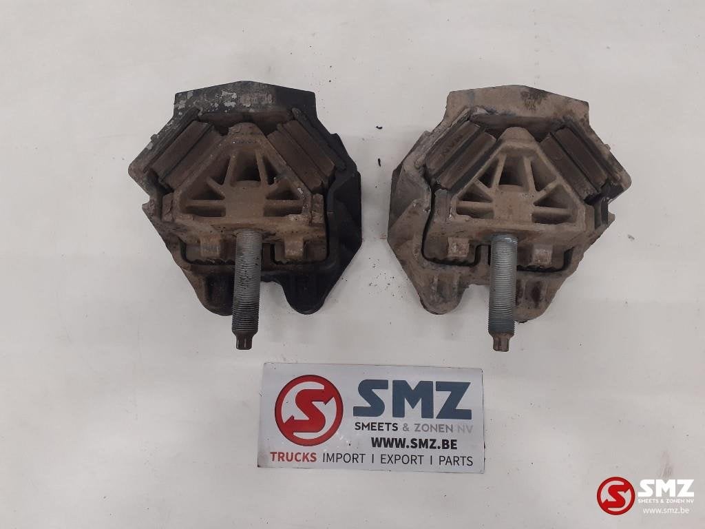 Occ jeu de supports moteur MAN, Utilisé, MAN, Suspension et Châssis