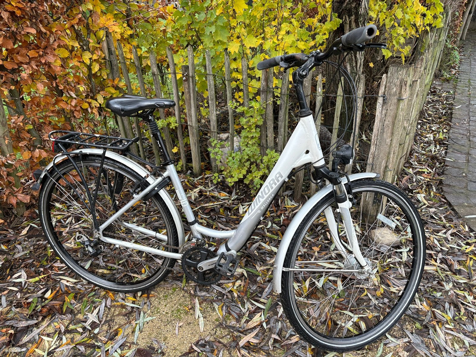 Damesfiets, Fietsen en Brommers, Ophalen, Gebruikt