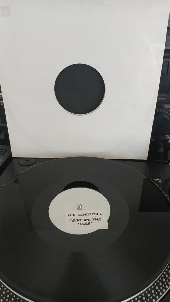 G.B. Experience – Give Me The Bass (RETROVINYL), Cd's en Dvd's, Vinyl | Dance en House, Drum and bass, Gebruikt, 1990 - 1999, Ophalen of Verzenden