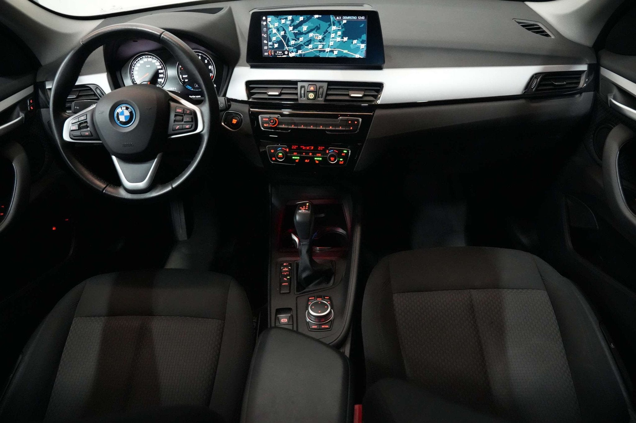 BMW X1 PHEV 1.5iA xDrive25e Garantie EURO 6d Plug in Hybr, Autos, BMW, X1, Achat, Entreprise, Carnet d'entretien