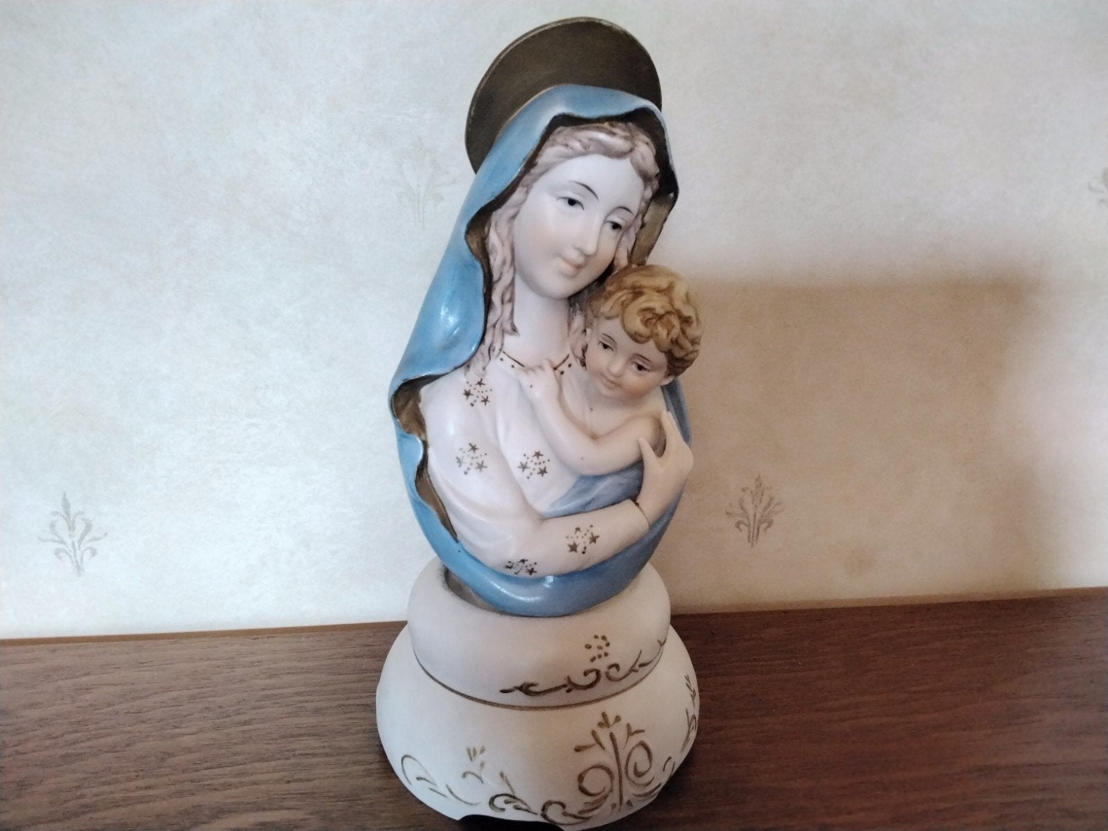 Maria en kind.Muzikaal beeldje., Verzamelen, Ophalen of Verzenden, Zo goed als nieuw, Beeld(je)