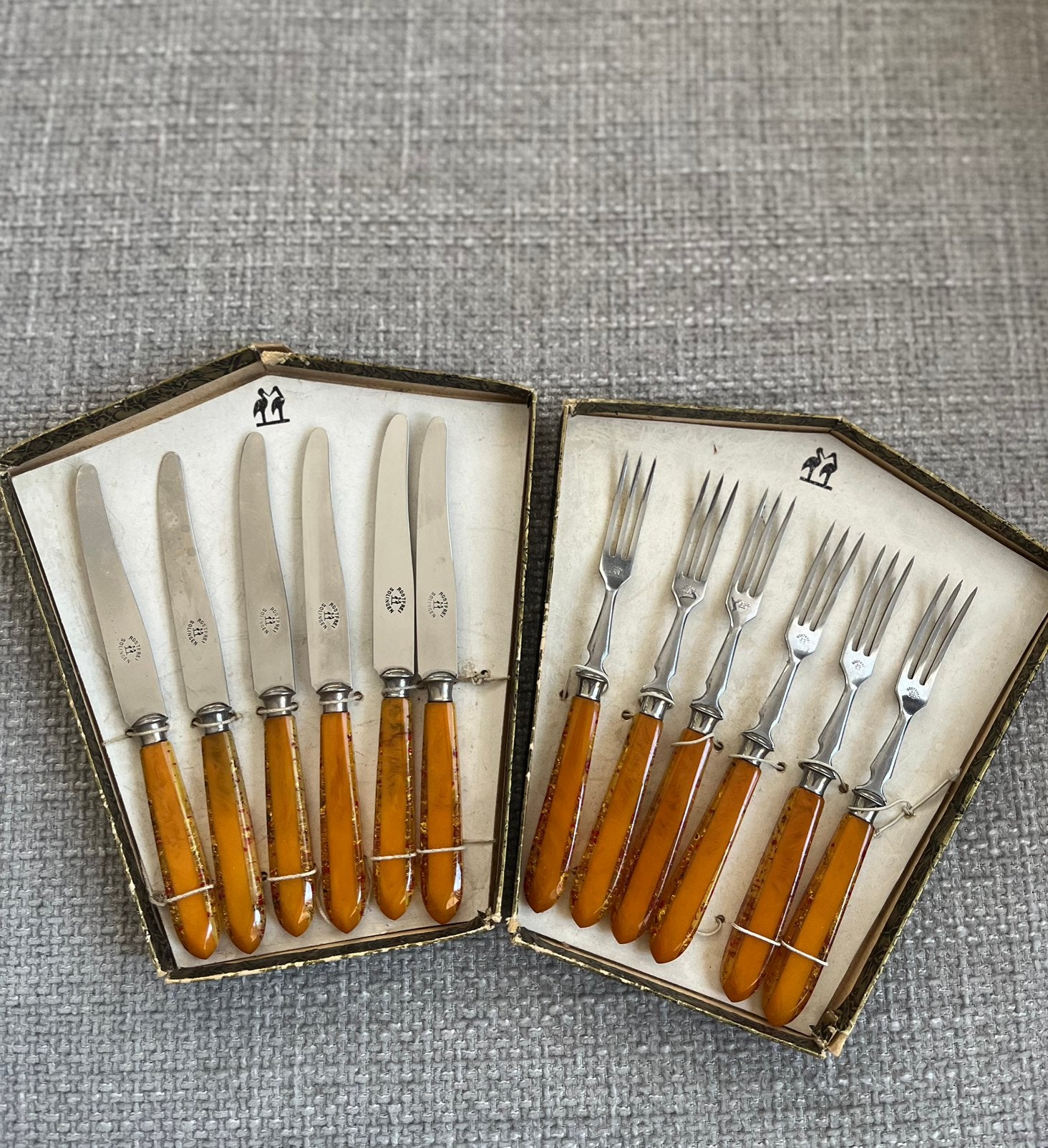 Set à dessert vintage en Bakélite ambrée (12 pièces), Enlèvement ou Envoi