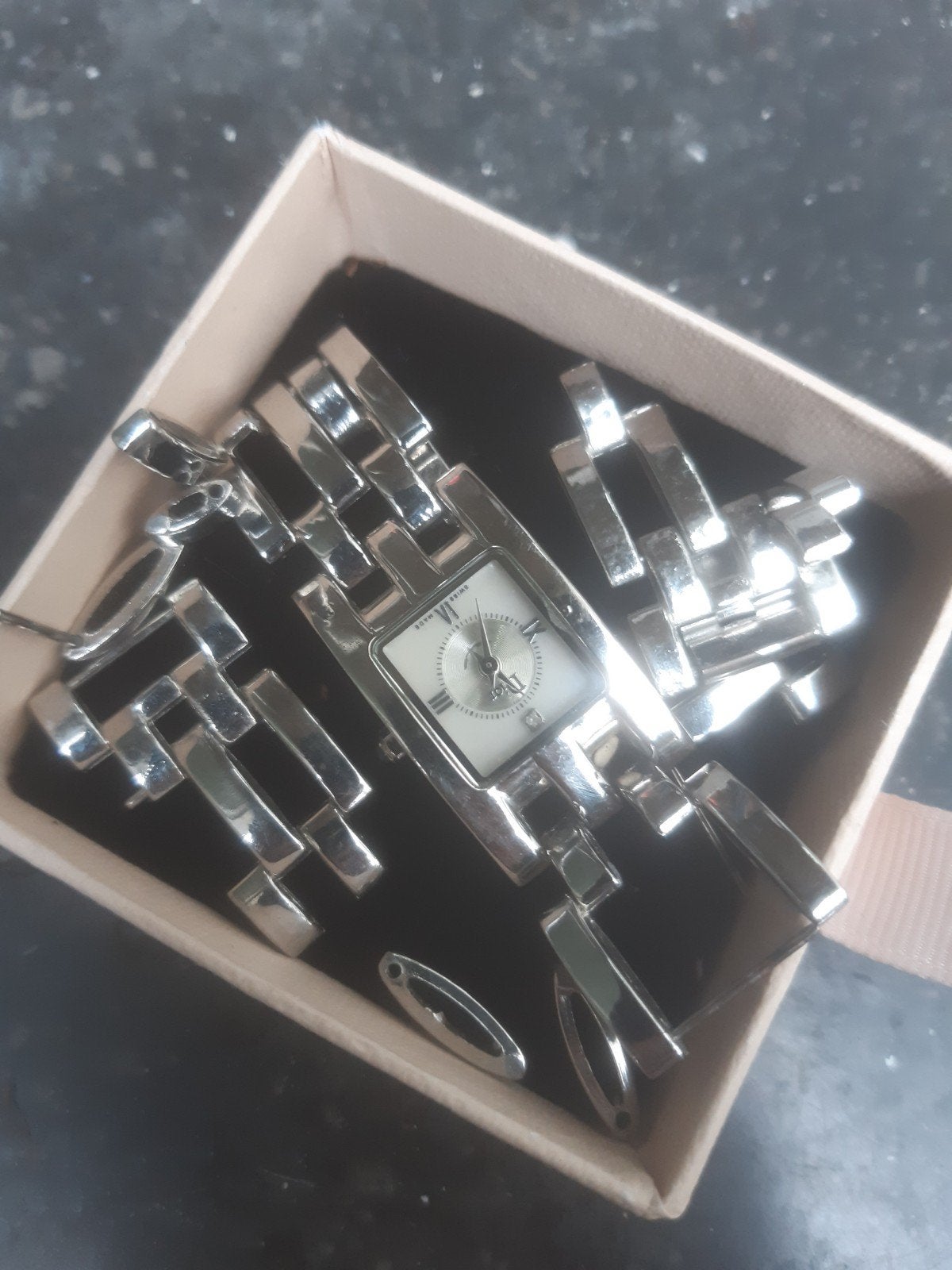 montre Christian d'or  casser  bracelet le boîtier n à rien, TV, Hi-fi & Vidéo, Amplificateur à lampes, Enlèvement ou Envoi