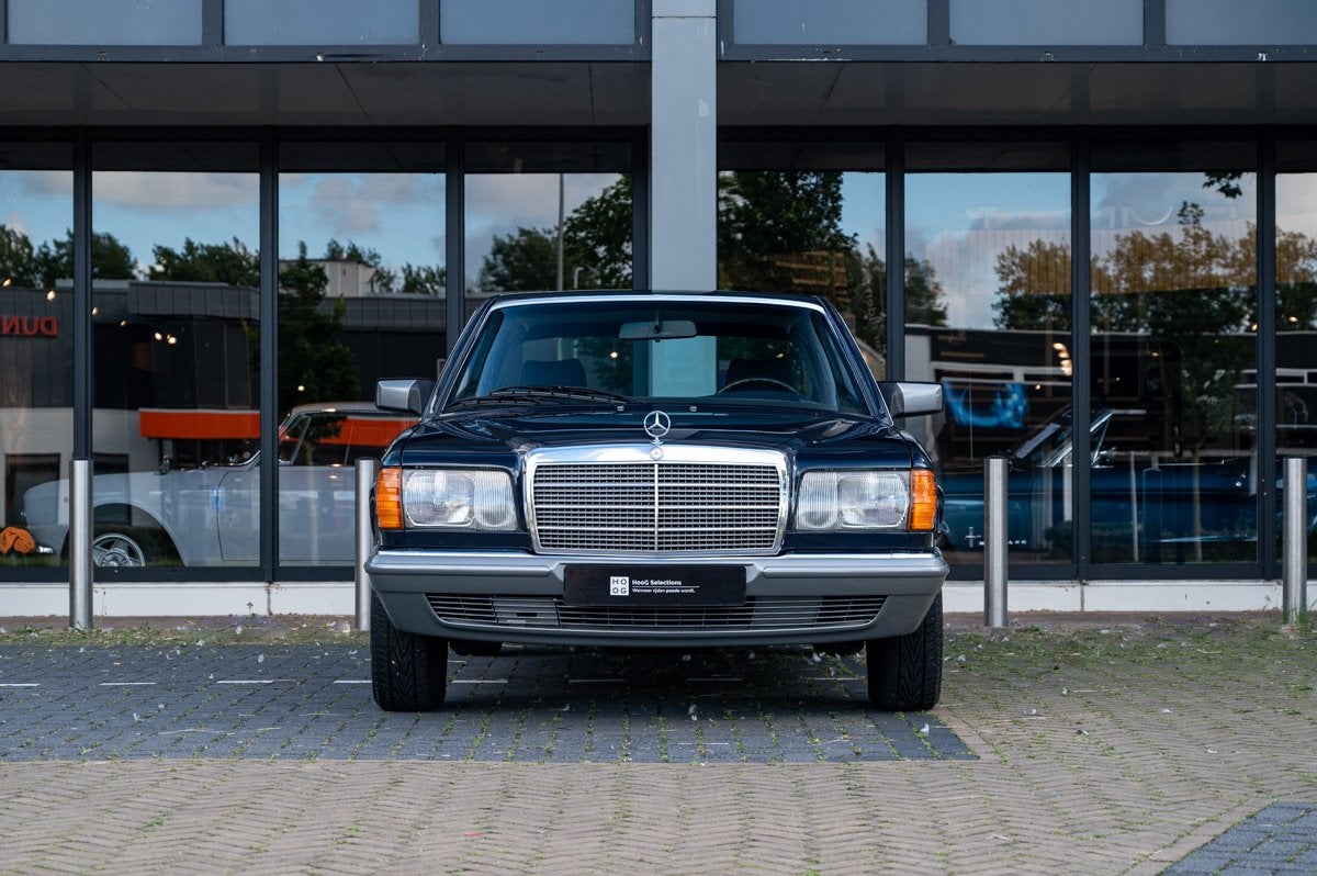 Mercedes-Benz S-Klasse 280 SE (automatique), Autos, Mercedes-Benz, Achat, 4 portes, Carnet d'entretien, Autres couleurs