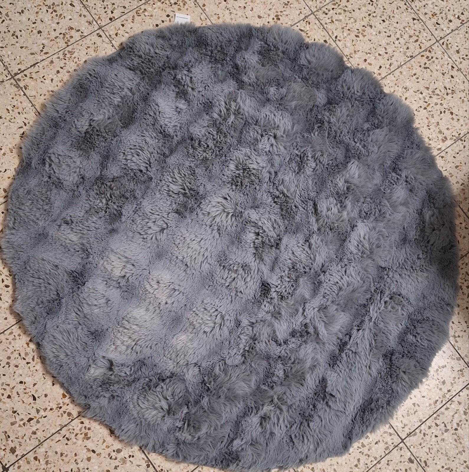 Tapis gris, Antiquités & Art