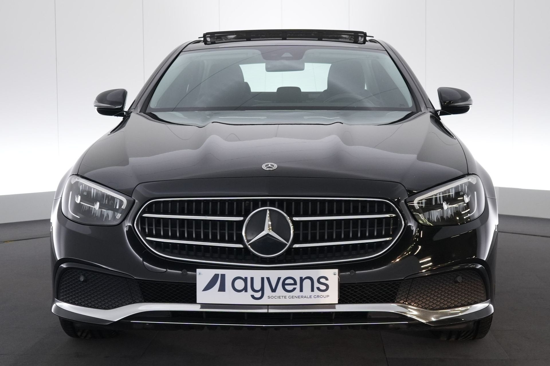 (2BQP270) MERCEDES-BENZ E, Auto's, Automaat, 4 deurs, Achterwielaandrijving, Gebruikt