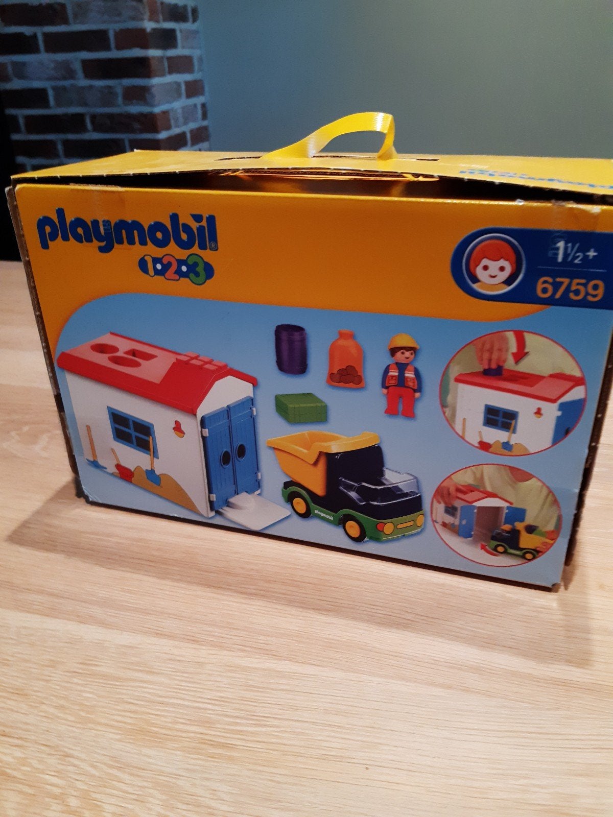 Babyspeelgoed, Ophalen