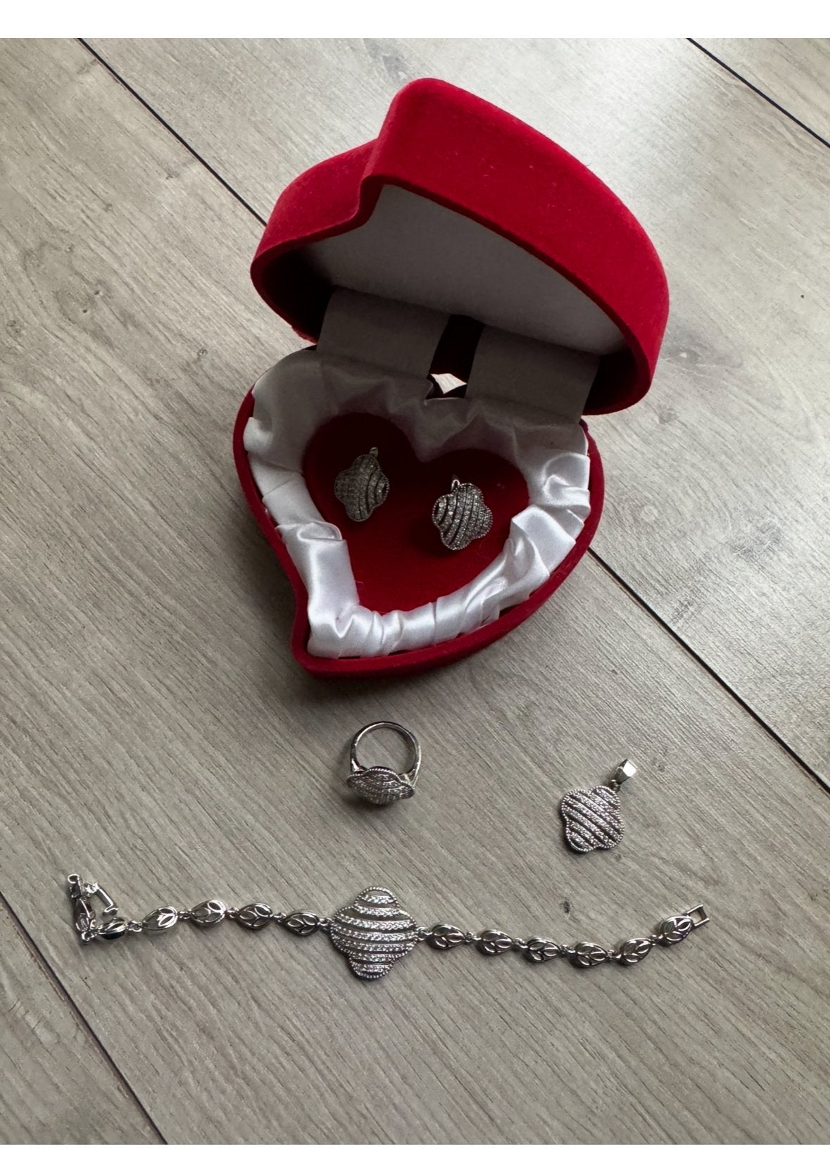 Sieraden zilver nieuw, Handtassen en Accessoires, Kindersieraden, Ophalen, Zo goed als nieuw, Zilver