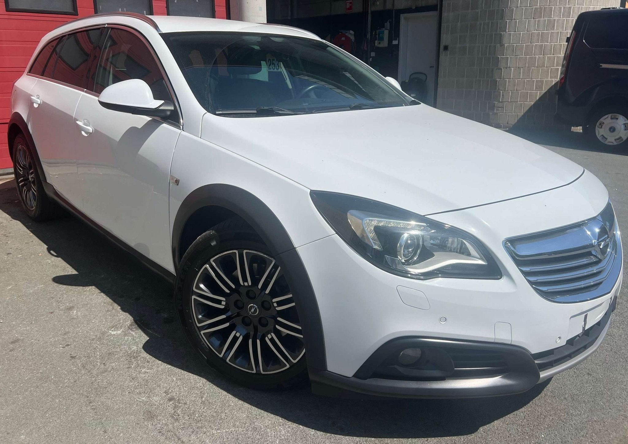 Opel Insignia Sports Tourer 2.0 CDTi ECOTEC 4x4 + CAMÉRA+ N, Euro 5, Achat, Entreprise, Noir