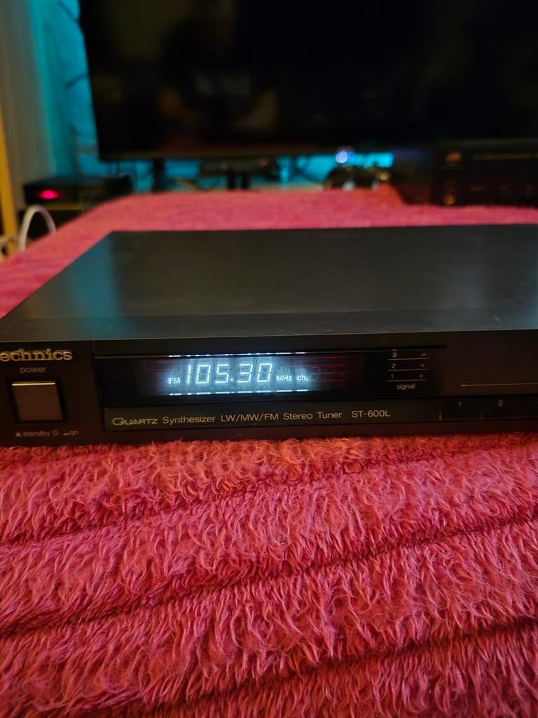 tuner technics vintage en parfait état., TV, Hi-fi & Vidéo, Chaîne Hi-fi, Enlèvement ou Envoi