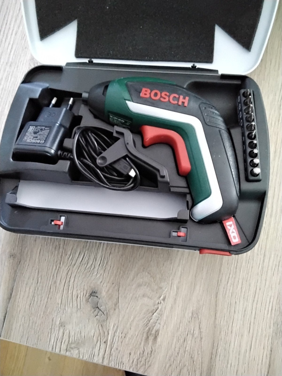 Perceuse rechargeable BOSCH, Bricolage & Construction, Enlèvement ou Envoi, Perceuse