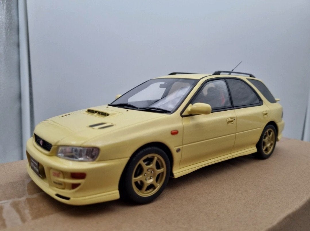 Subaru Impreza WRX Jaune 1/18 OTTO Neuve OT1198, Enlèvement ou Envoi