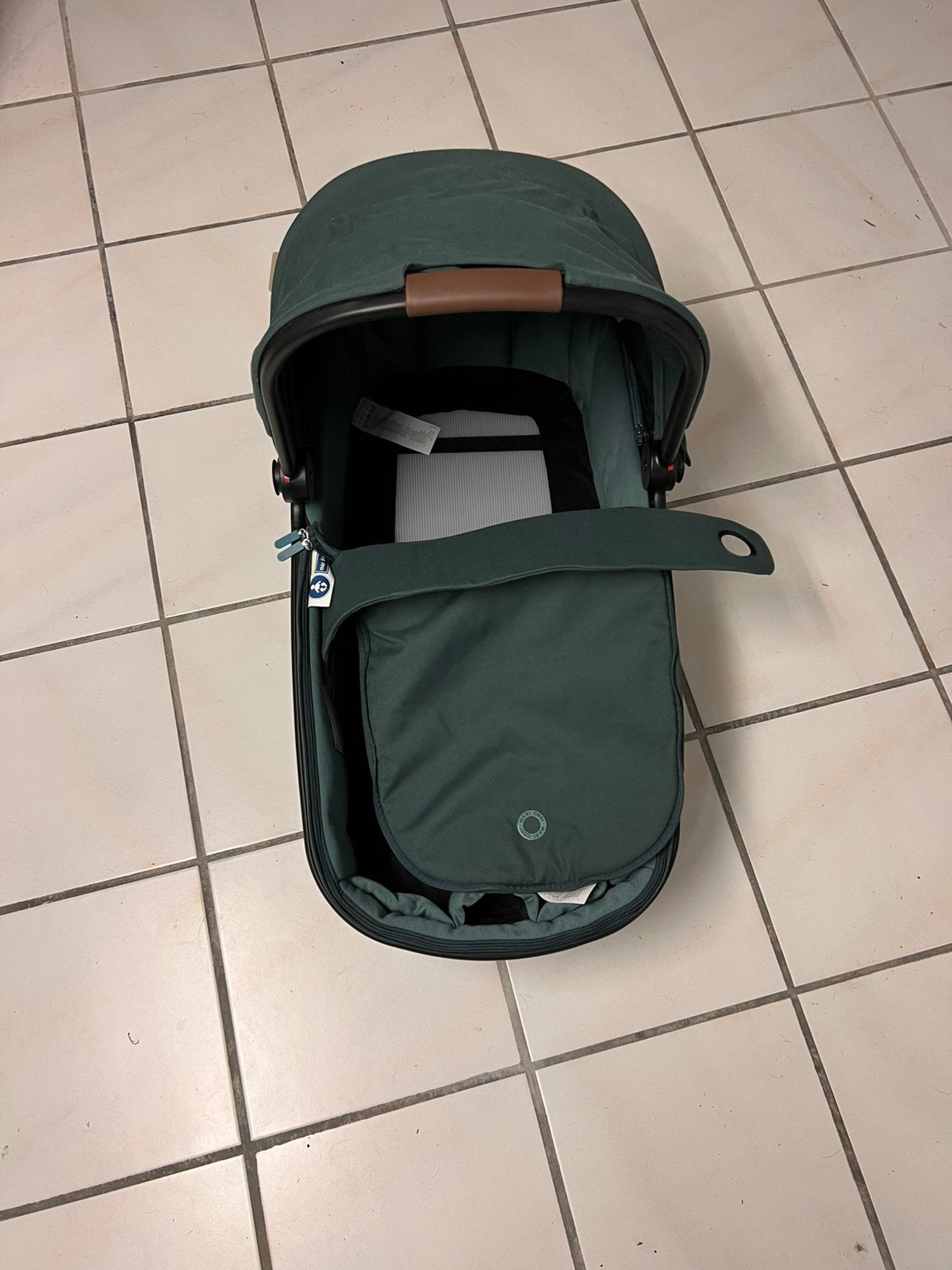 Maxicosi wieg zonder matras, Enlèvement, Comme neuf