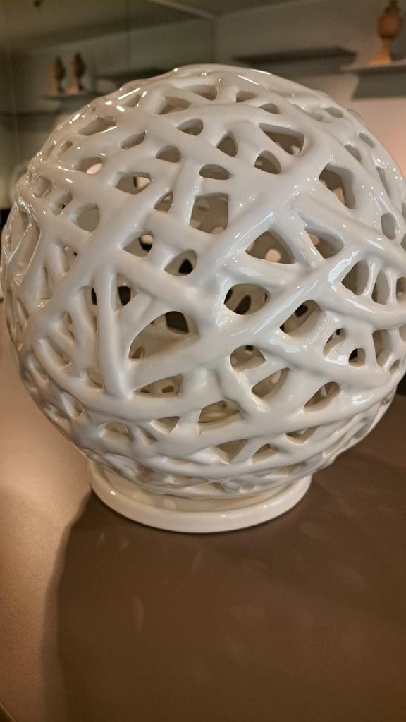 Nieuwe porcelaine grote bol op voet uniek mooi !, Enlèvement ou Envoi