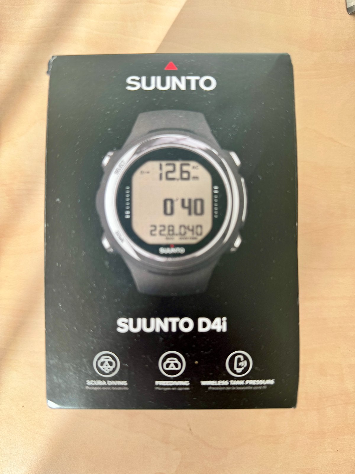 Suunto D4i Black – Duikcomputer/Freedive – ZGAN, Ophalen of Verzenden, Zo goed als nieuw, Duikcomputer