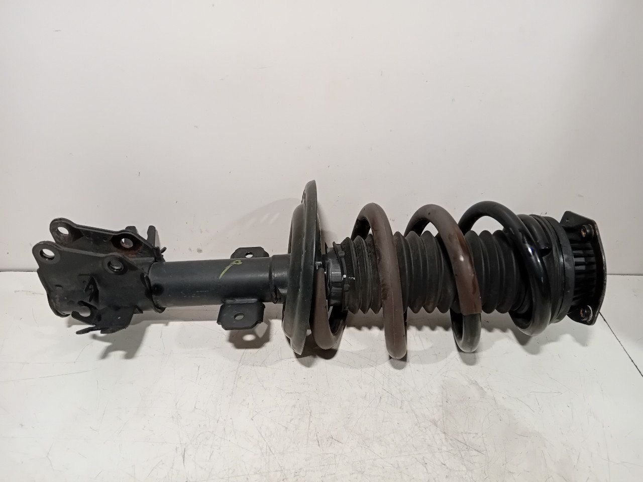 Veerpoot rechts voor Renault Master, Onderdelen@venauto.nl, Van der Ven Autorecycling B.V., Ettenseweg 76, 4706 PB Roosendaal, The Netherlands