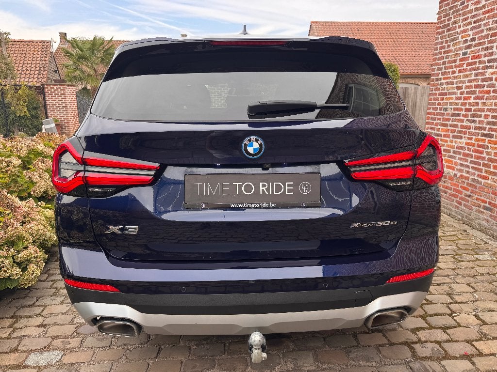 BMW X3 xDrive30e PHEV LCI 360/Leder/Individual/Trekhaak, Auto's, Automaat, 4 cilinders, 2000 kg, Blauw