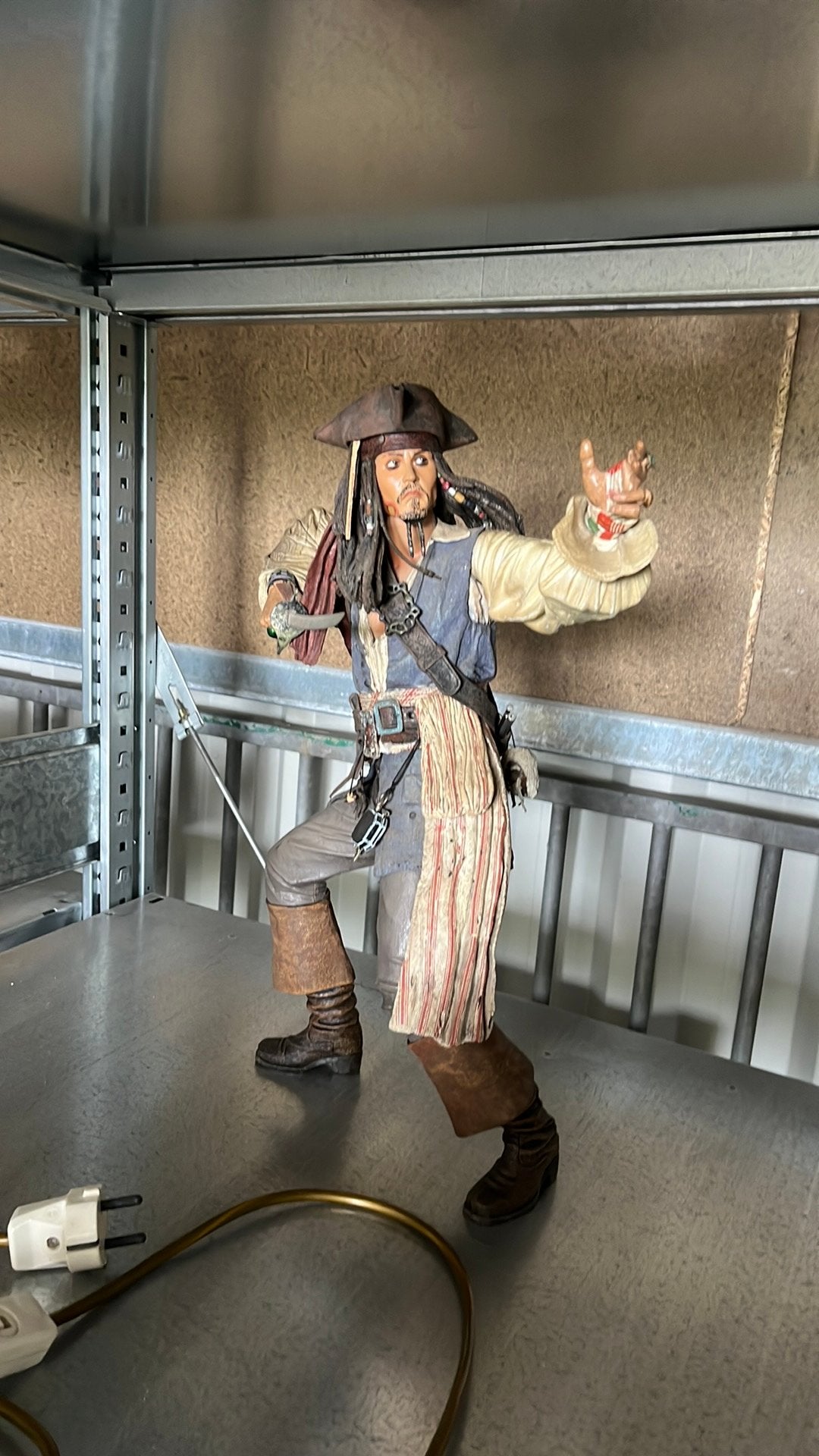 Pirates of the carribean jack sparrow beeldje met geluid, Ophalen, Zo goed als nieuw