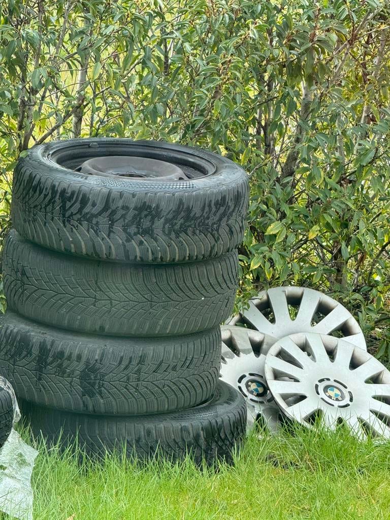 Winterbanden met stalen velg bmw, Auto-onderdelen, Ophalen, Winterbanden, Band(en)