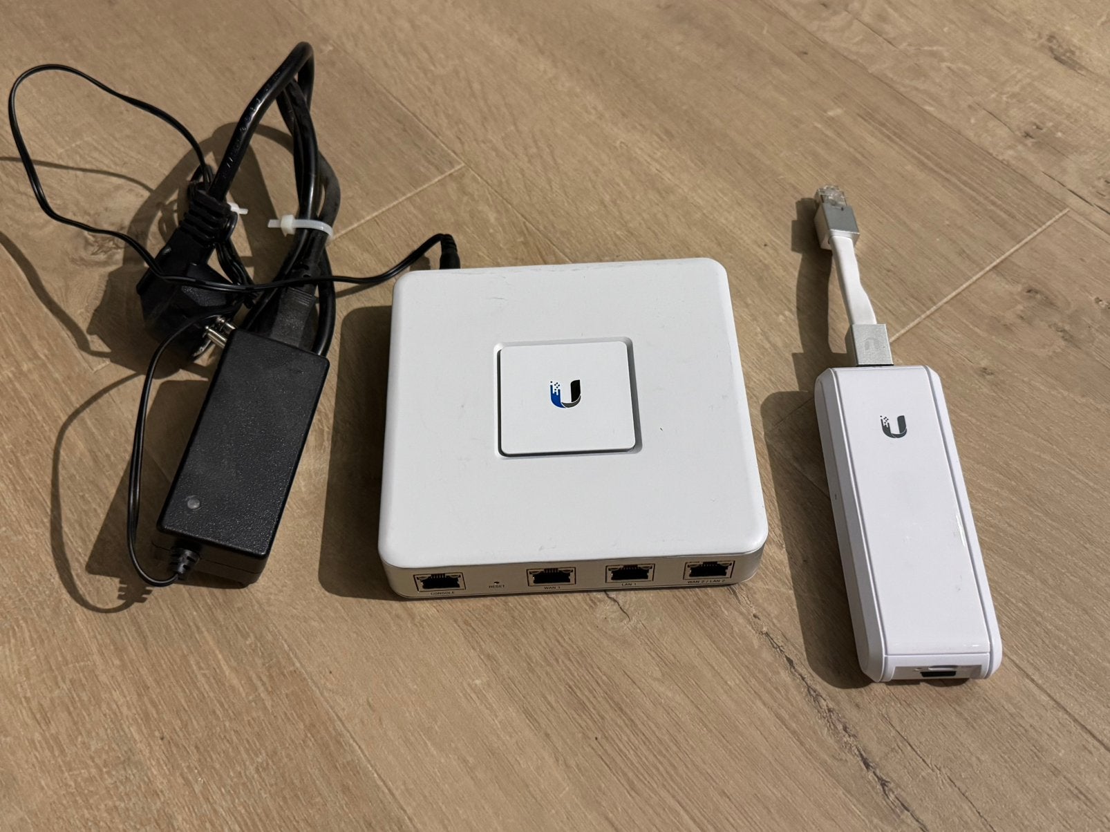UniFi Security Gateway en Controller, Enlèvement, Utilisé